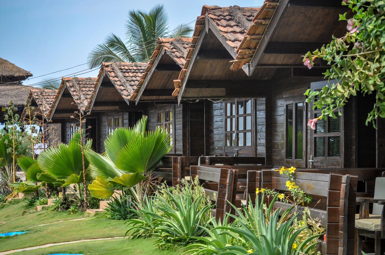 Hotel Lotus Sutra Arambol Exterior foto